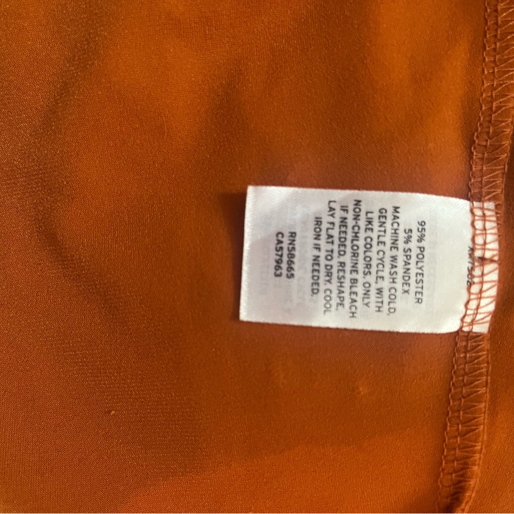 Open Edit Cropped Tank - Picture 2 of 4